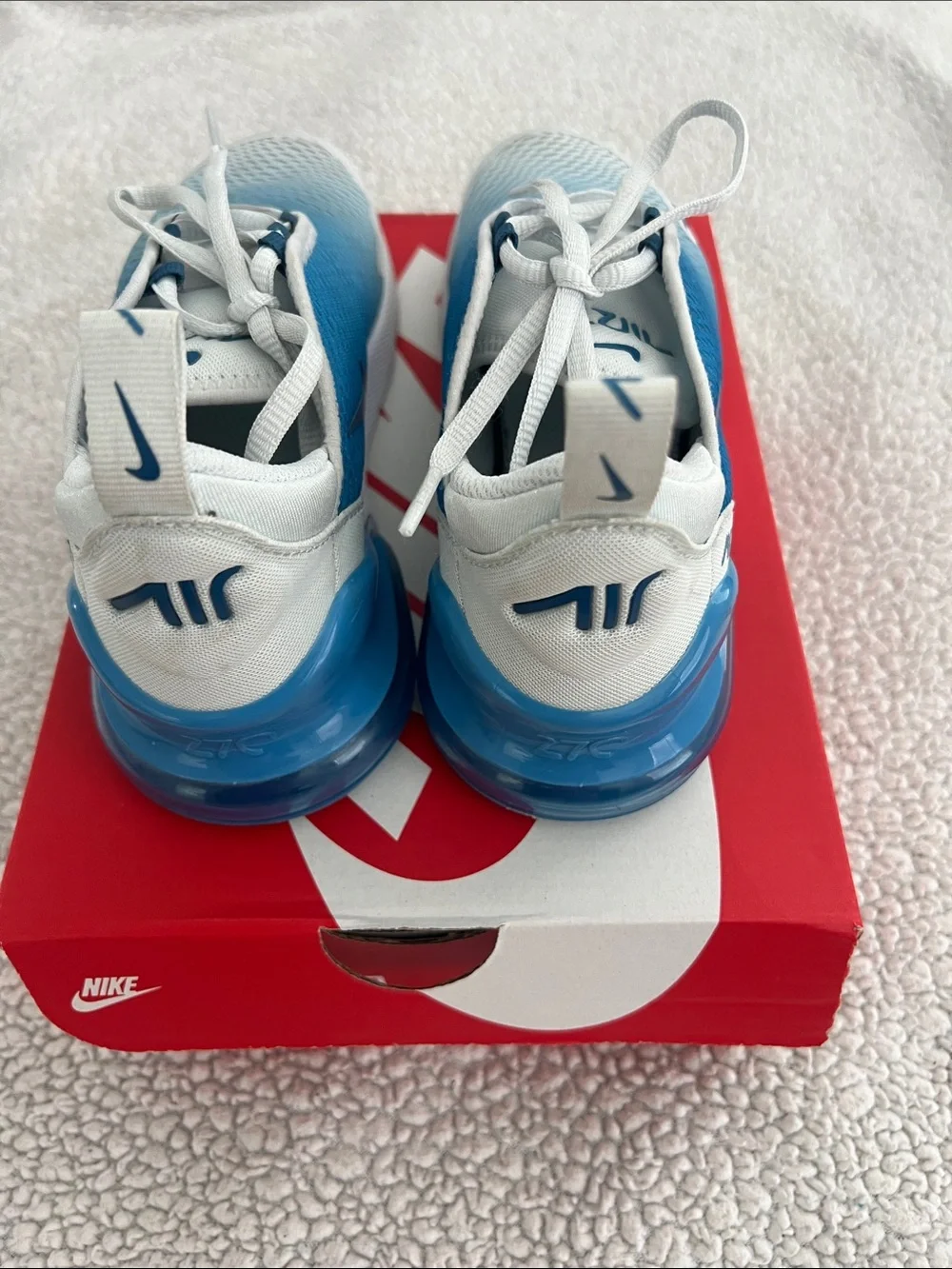 Nike Air Max 270 | Size 2.5Y